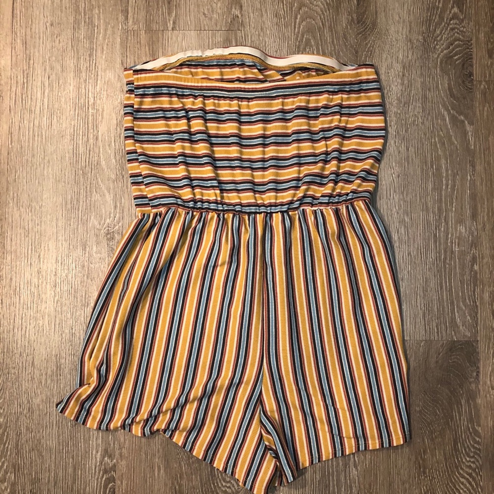 Romper - Picture 2 of 2